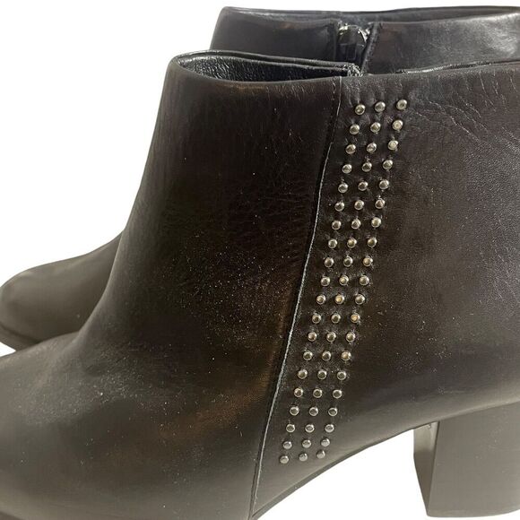 Vionic Size 10 W Georgia Ankle Boot Black Silver Studded Side Leather Side Zip - Picture 7 of 12